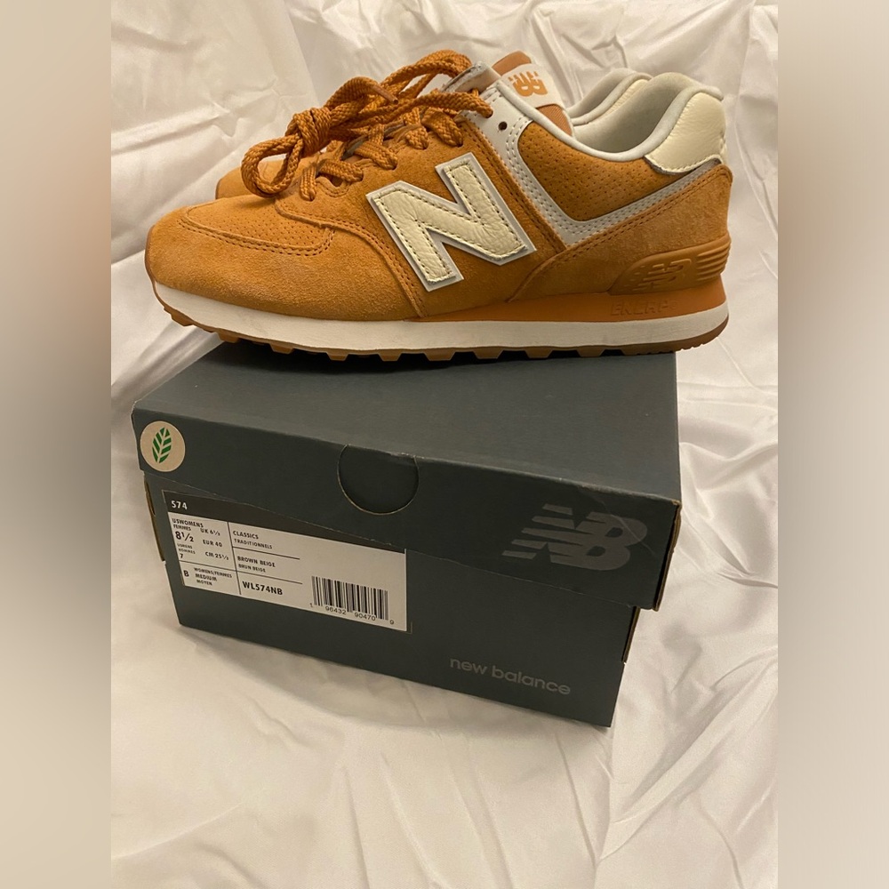 Women’s New Balance 574 Classic Sneaker in color Sepia-Angora-Sea Salt. Size 8.5